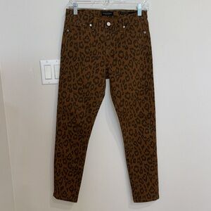 Banana Republic NEW Denim Pants Size 26 slim fit Leopard Jean Animal Print.